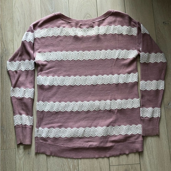 American Eagle Outfitters Dusty Pink Lace Detail Sweater - Picture 3 of 11